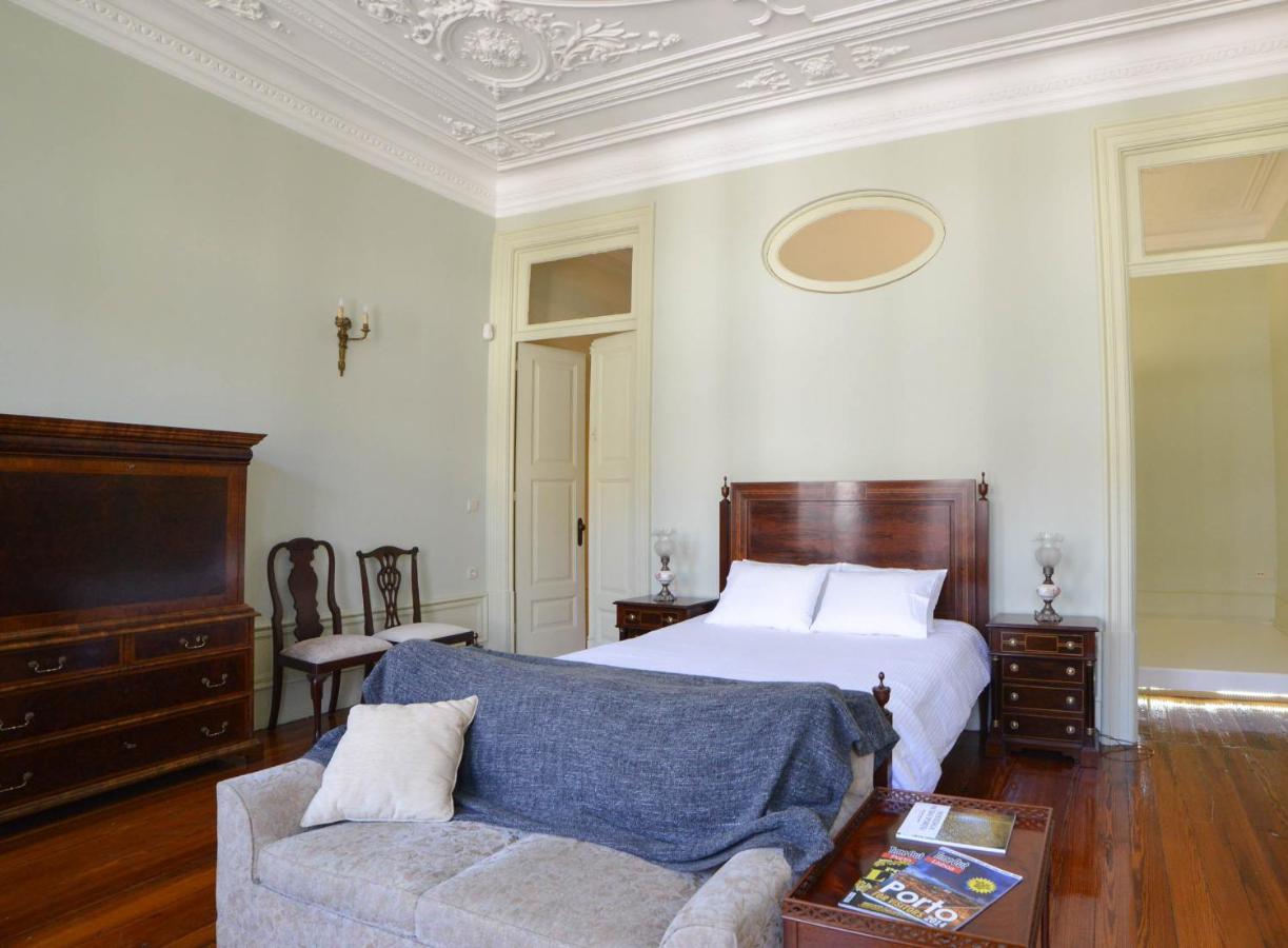Maison Des Amis Porto Bagian luar foto