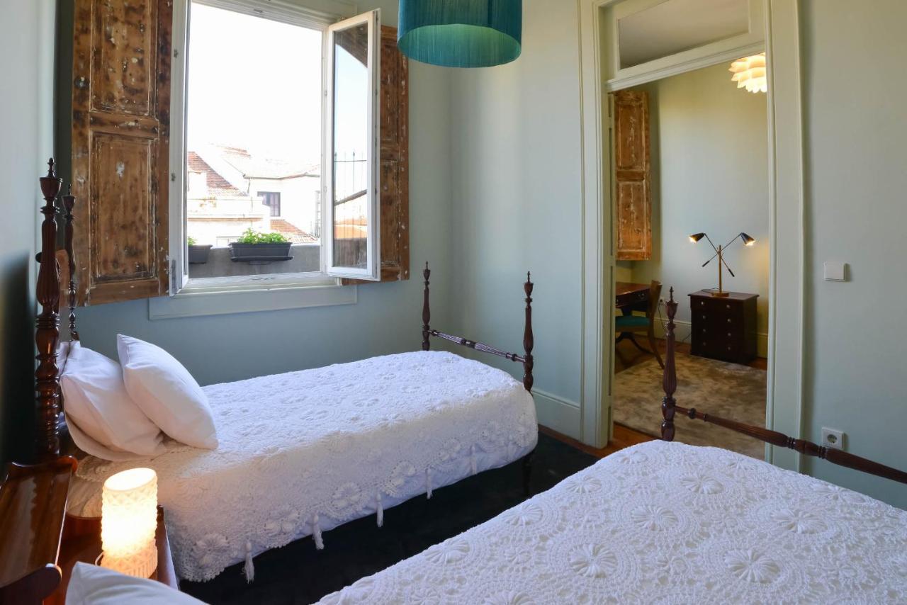 Maison Des Amis Porto Bagian luar foto